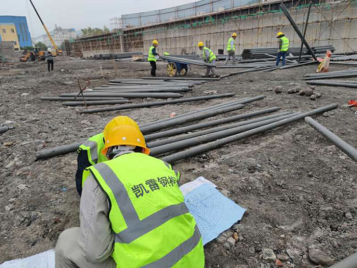 葫芦岛螺栓球网架结构